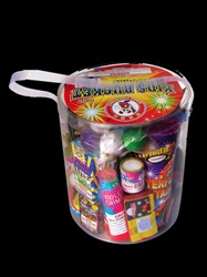 Sparky's Pyro Bucket - Fireworks Assortment - Winda